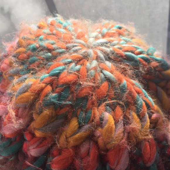 ❄️Forever 21 Fuzzy Crochet Winter Hat ❄️ - Picture 5 of 5